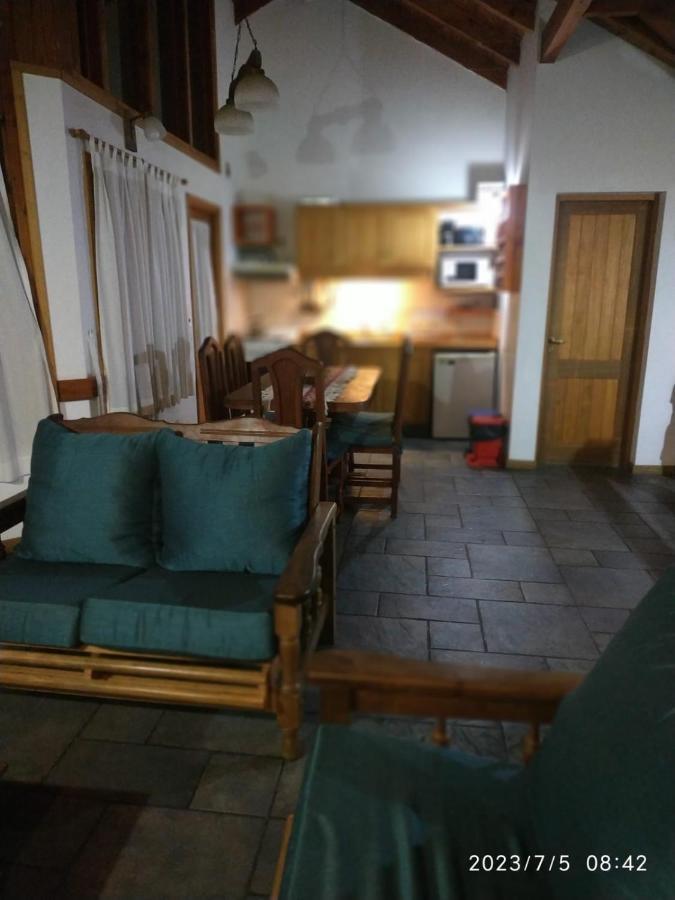 Abrojitos Chalet Villa La Angostura